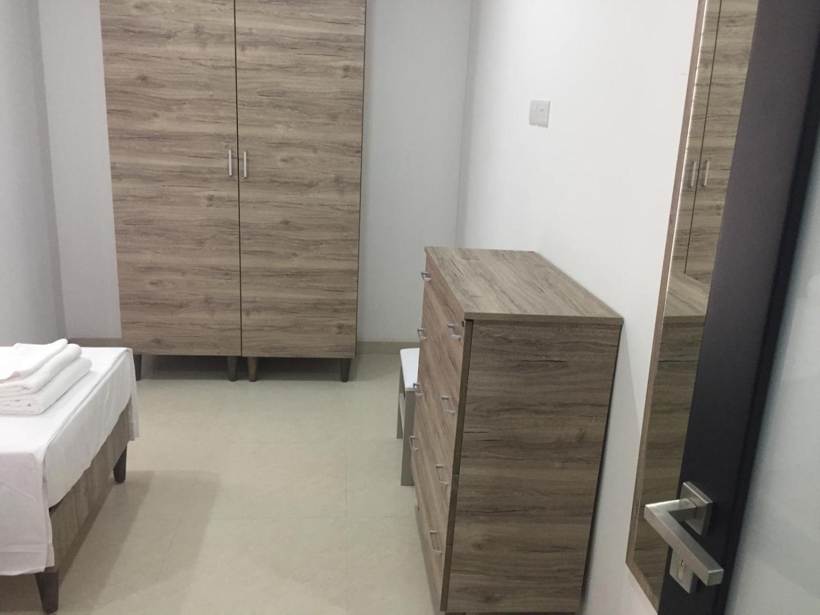 No.142- Quesha Crt, Close To Valletta * Msida